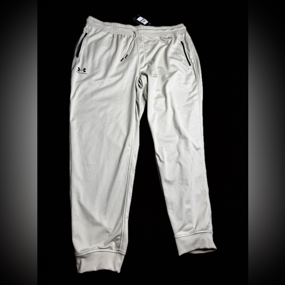 Under Armour Men's Light Tan Jogger